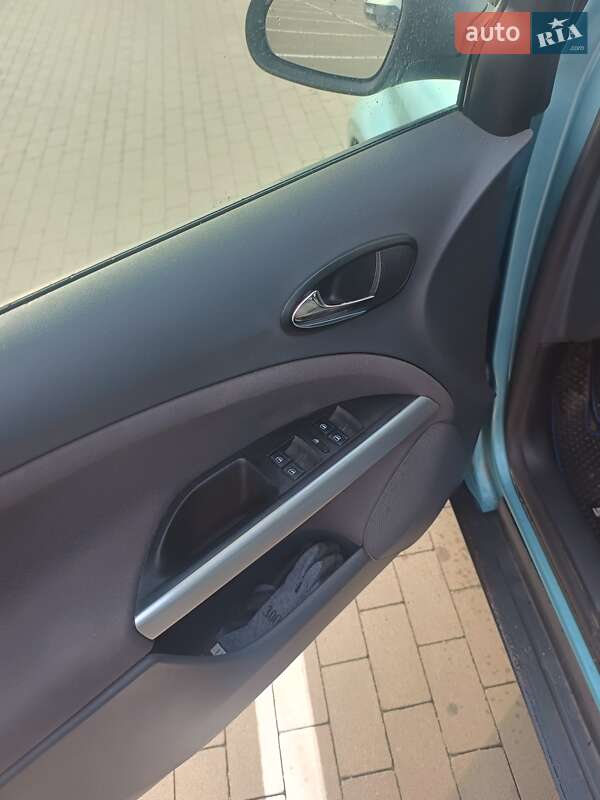 Минивэн SEAT Altea 2008 в Сумах