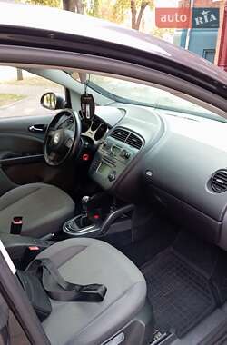 Минивэн SEAT Altea 2006 в 