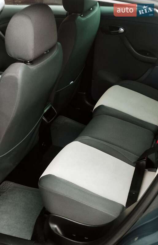 Минивэн SEAT Altea 2008 в Полтаве