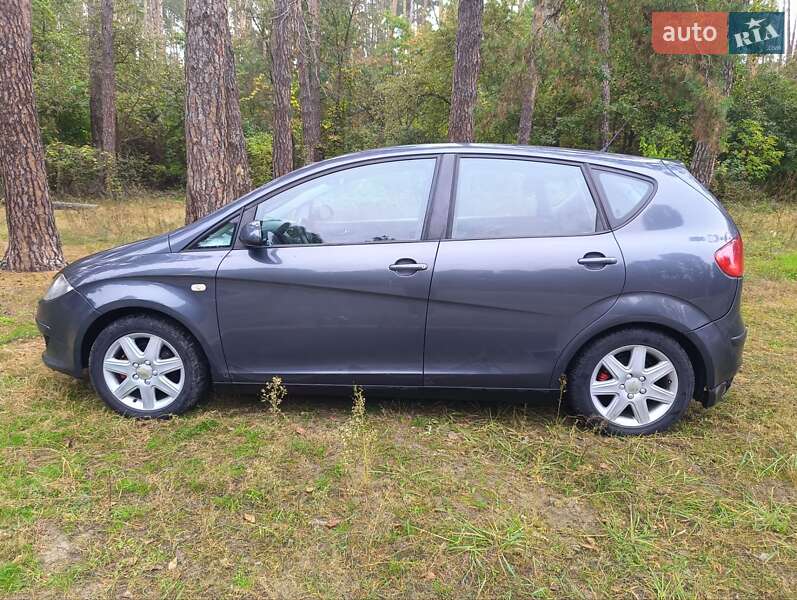 Минивэн SEAT Altea 2006 в Гостомеле