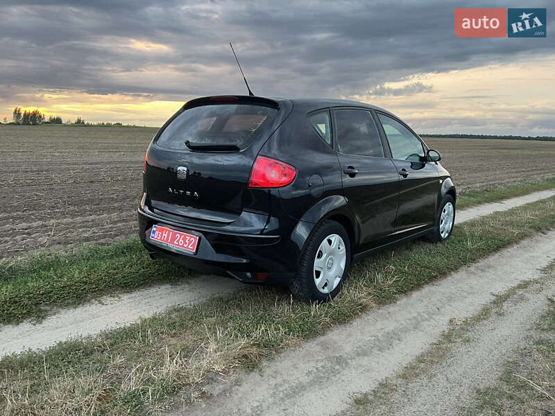 Минивэн SEAT Altea 2008 в 