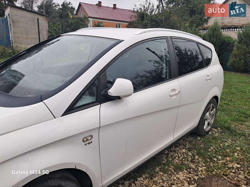 Минивэн SEAT Altea 2010 в Ровно