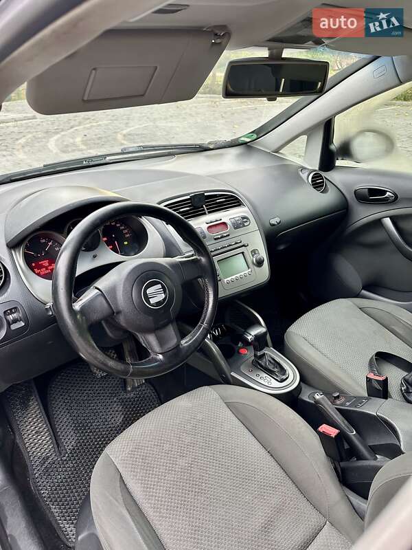 Минивэн SEAT Altea 2004 в Новояворовске фото 7 Минивэн SEAT Altea 2004 в Новояворовске