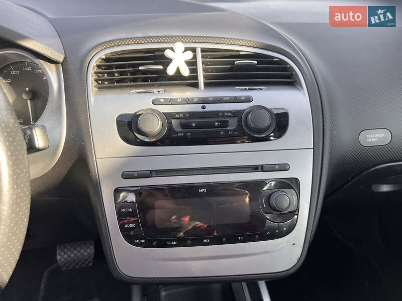 Минивэн SEAT Altea 2010 в Луцке фото 18 Минивэн SEAT Altea 2010 в Луцке