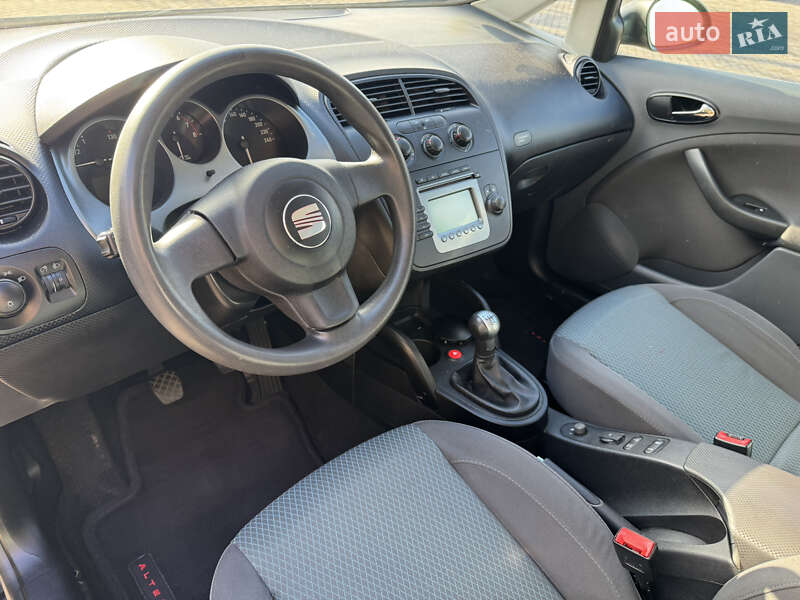 Минивэн SEAT Altea 2007 в Каменском