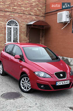 Минивэн SEAT Altea 2011 в Смеле