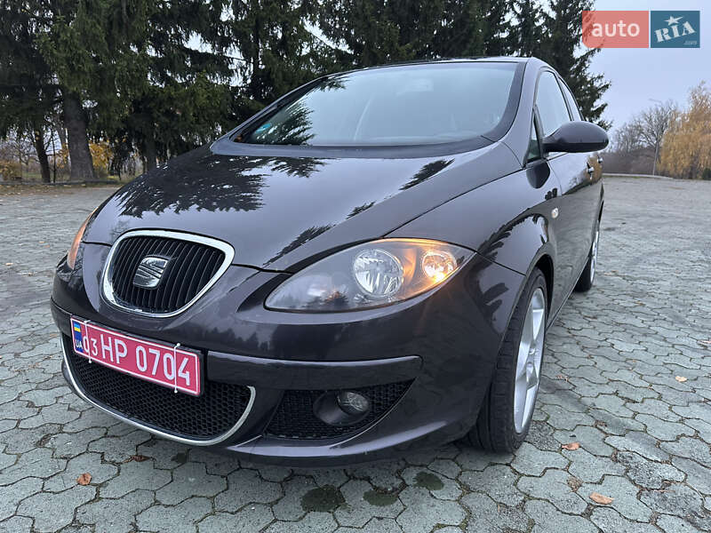 Мінівен SEAT Altea 2007 в Дубні