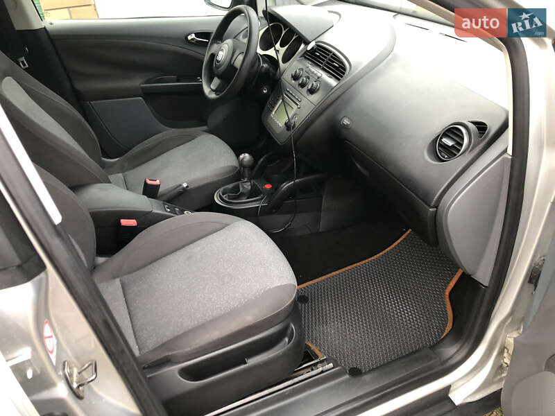 Мінівен SEAT Altea 2005 в Хмельницькому