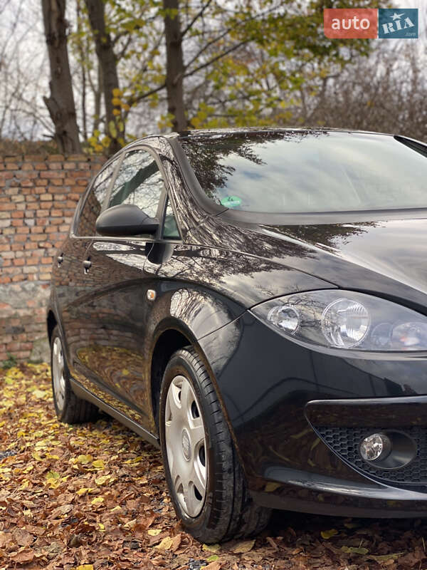 Минивэн SEAT Altea 2007 в Староконстантинове