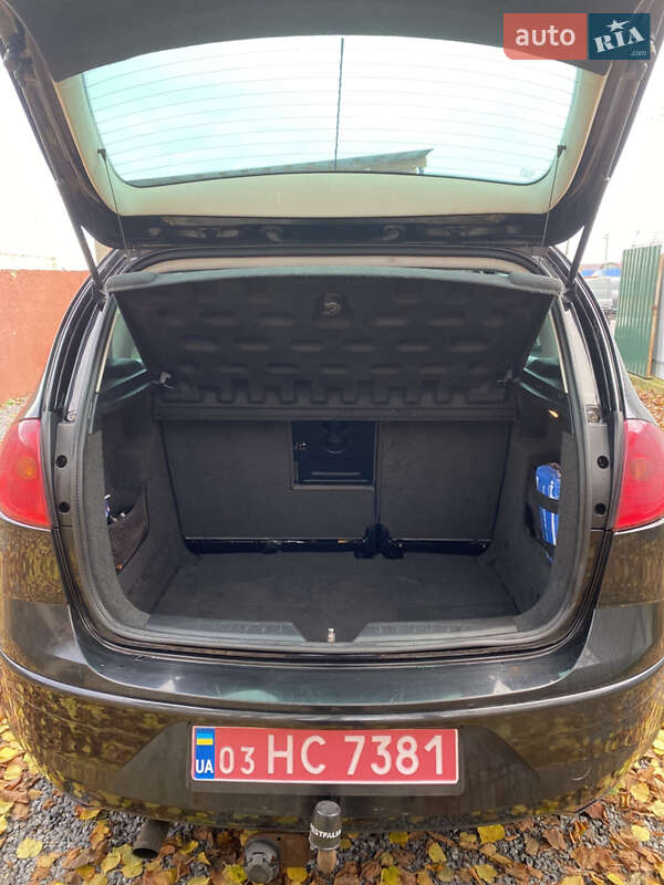 Минивэн SEAT Altea 2007 в Староконстантинове