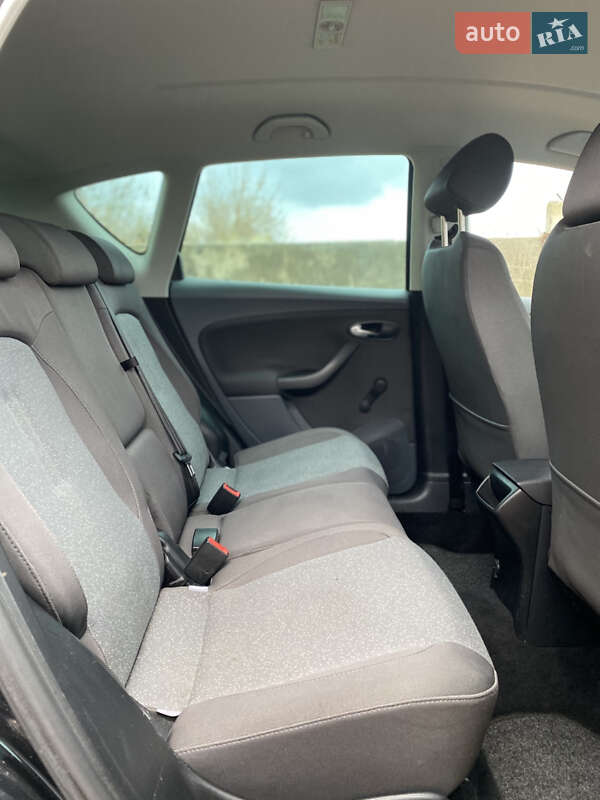 Минивэн SEAT Altea 2007 в Староконстантинове