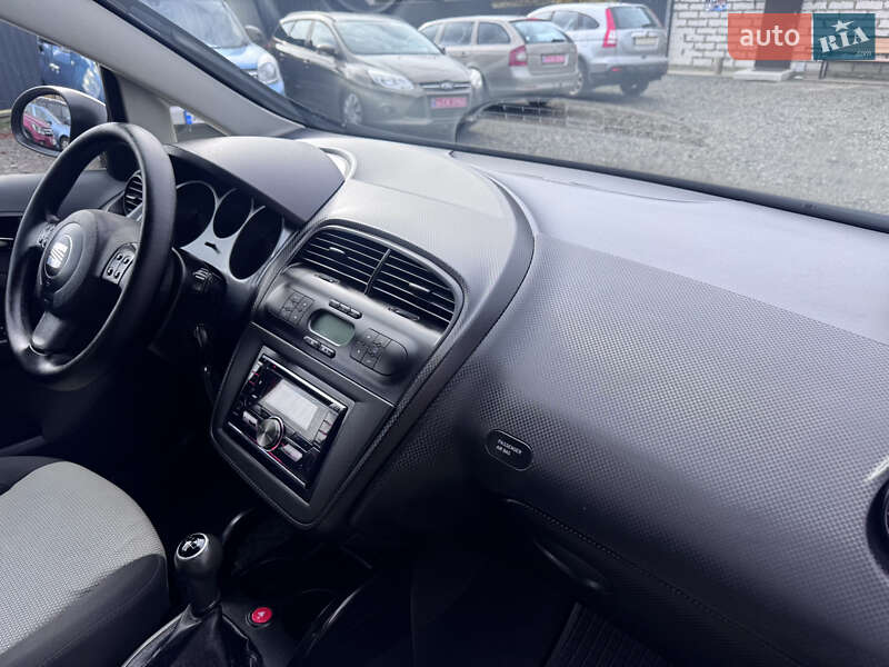 Минивэн SEAT Altea 2009 в Звенигородке