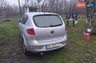 Минивэн SEAT Altea 2008 в Мироновке