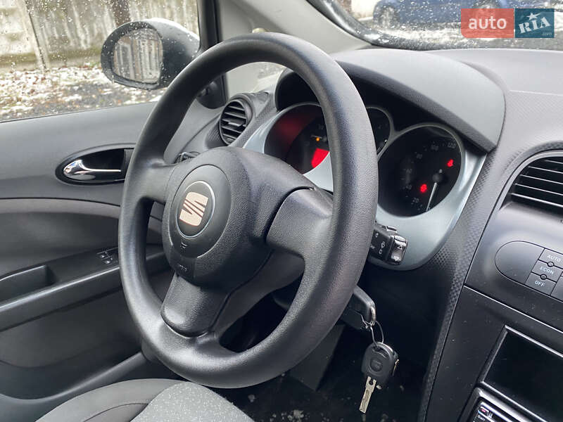 Минивэн SEAT Altea 2006 в Луцке