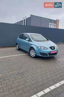 Минивэн SEAT Altea 2010 в Луцке