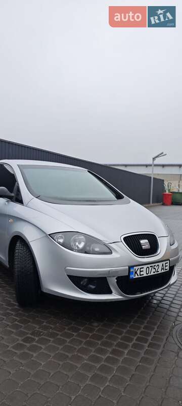 Минивэн SEAT Altea 2004 в Днепре