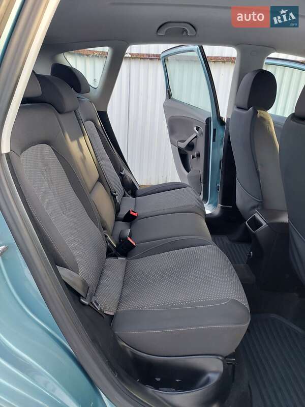 Минивэн SEAT Altea 2010 в Луцке