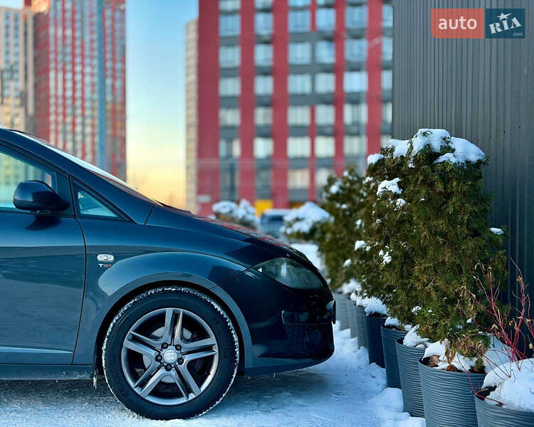 Минивэн SEAT Altea 2011 в Киеве