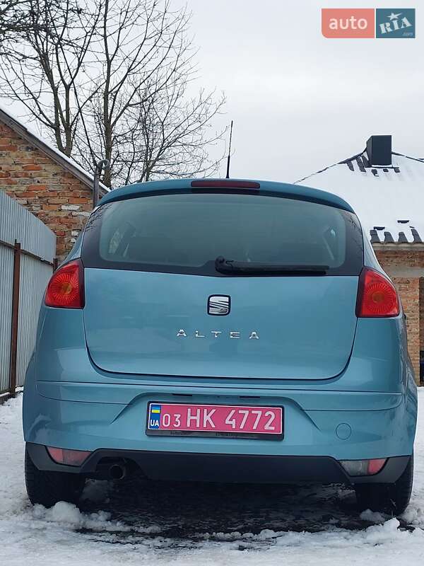 Минивэн SEAT Altea 2010 в Луцке