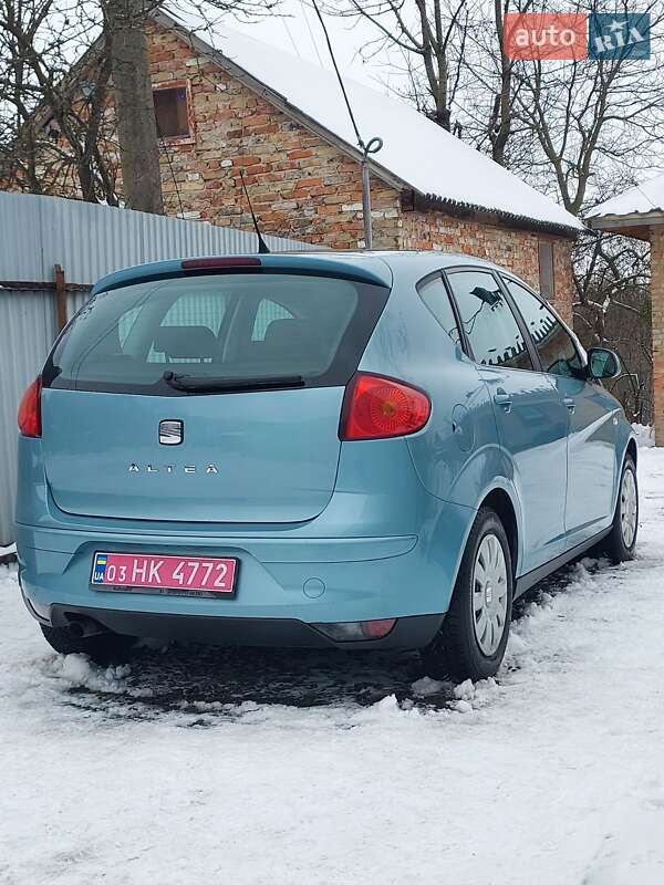 Минивэн SEAT Altea 2010 в Луцке