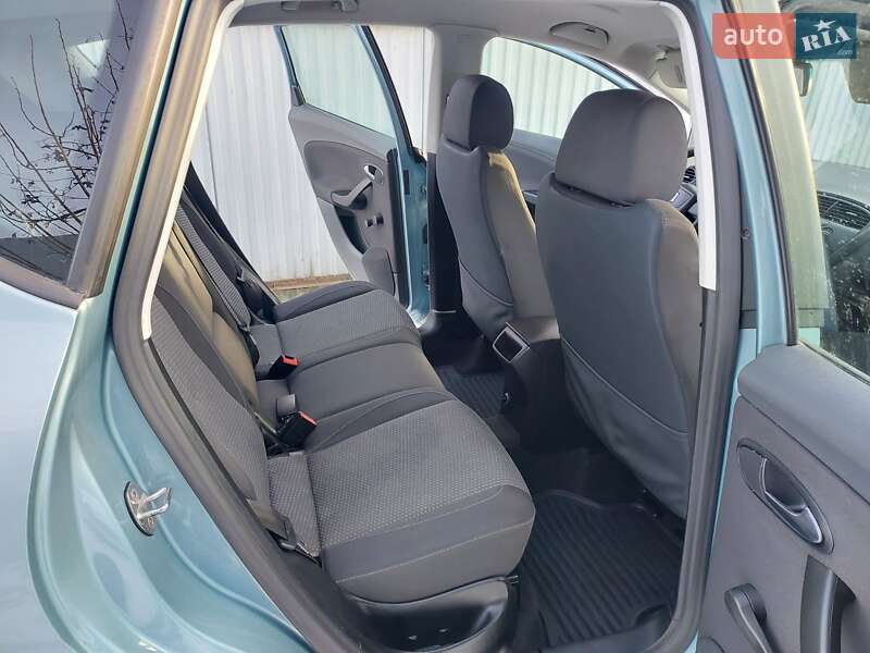 Минивэн SEAT Altea 2010 в Луцке
