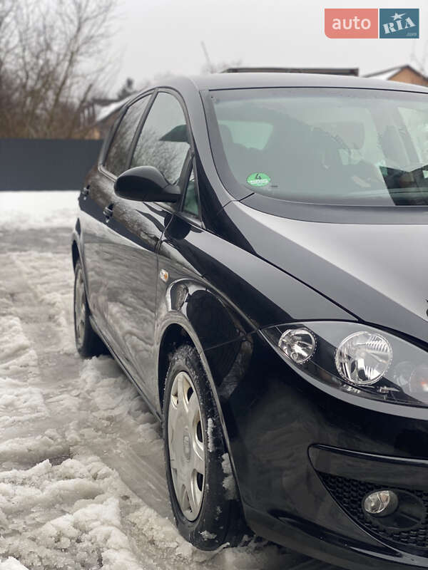 Минивэн SEAT Altea 2007 в Староконстантинове