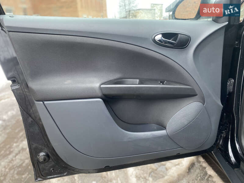 Минивэн SEAT Altea 2007 в Староконстантинове