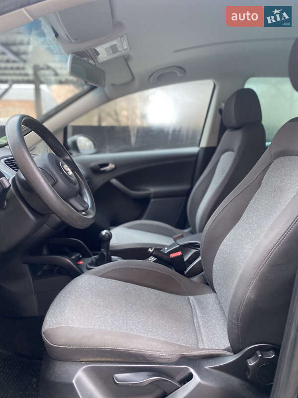 Минивэн SEAT Altea 2007 в Староконстантинове