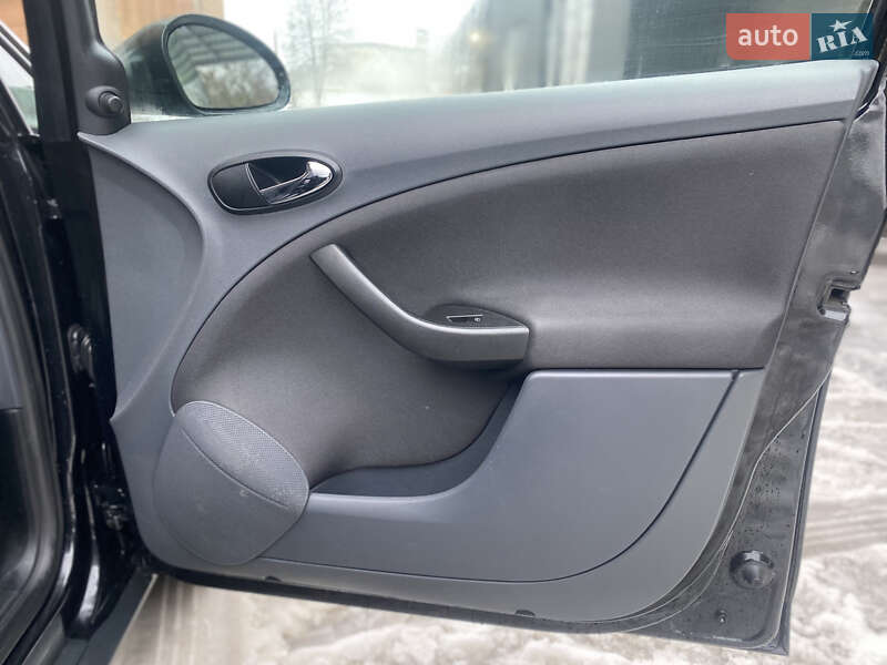 Минивэн SEAT Altea 2007 в Староконстантинове