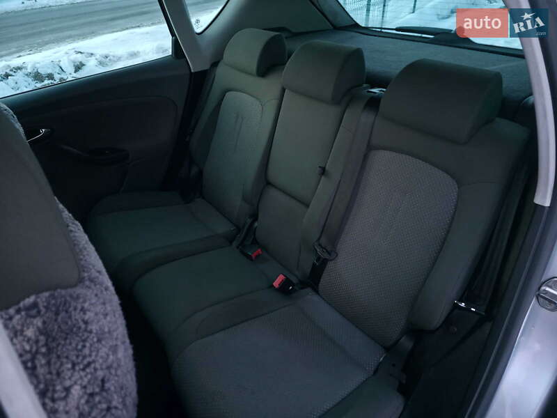 Минивэн SEAT Altea 2004 в Почаеве фото 16 Минивэн SEAT Altea 2004 в Почаеве