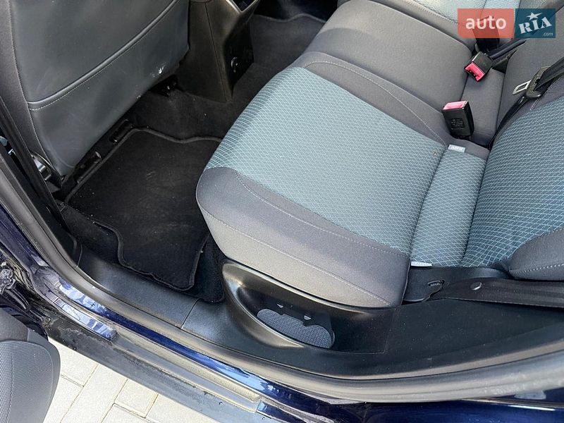 Минивэн SEAT Altea 2008 в Луцке