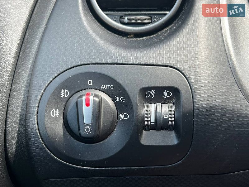 Минивэн SEAT Altea 2015 в Киеве