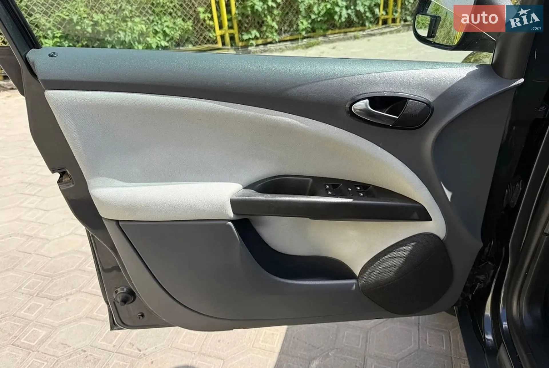 2010 SEAT Altea - мініатюра 12