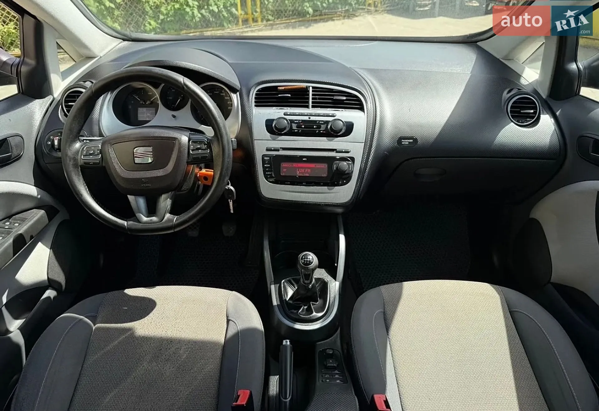 2010 SEAT Altea - мініатюра 16