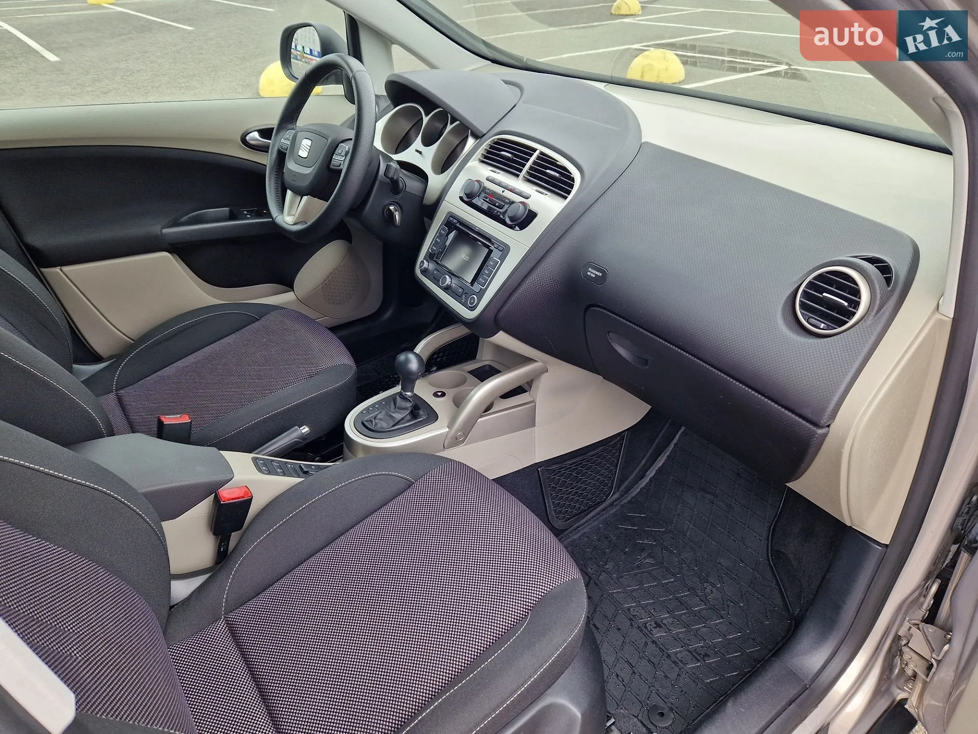 2010 SEAT Altea - мініатюра 32