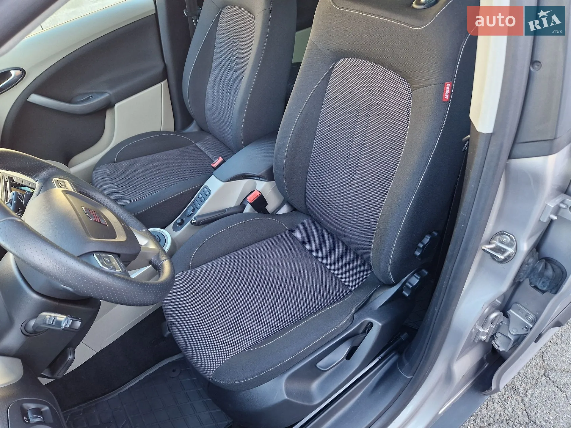 2010 SEAT Altea - мініатюра 35