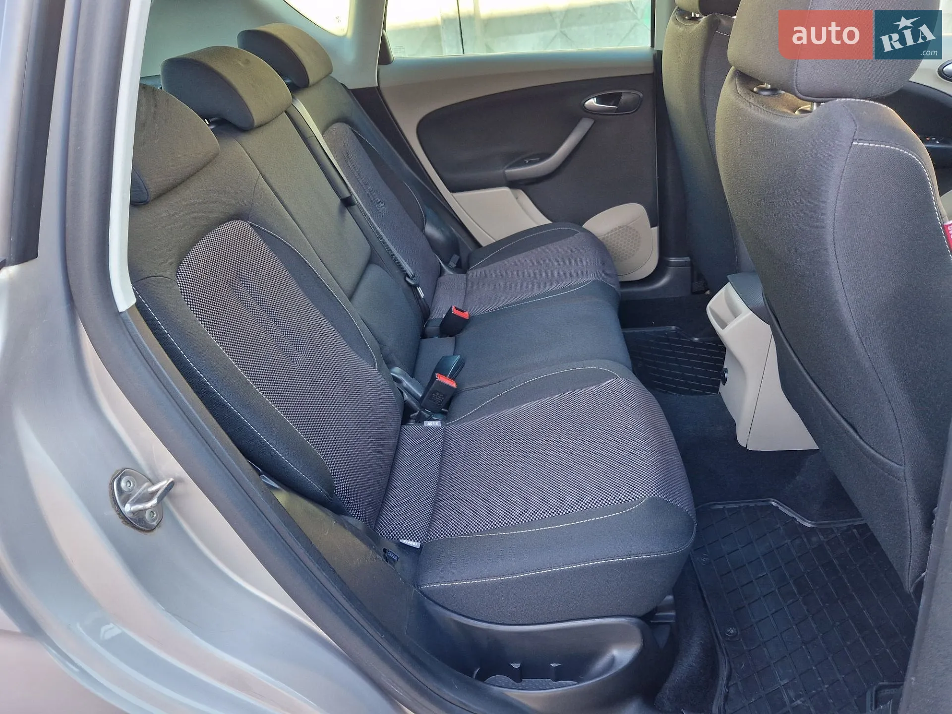 2010 SEAT Altea - мініатюра 44