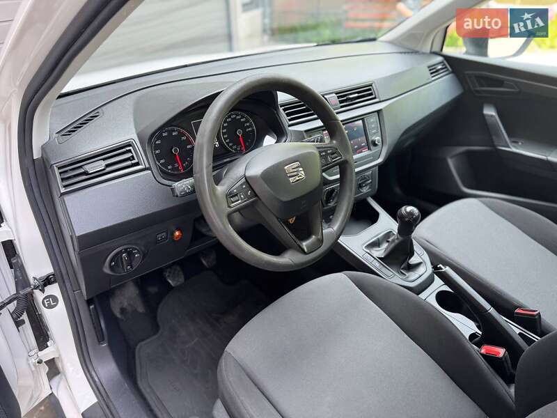 Позашляховик / Кросовер SEAT Arona 2019 в Одесі