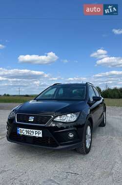 Внедорожник / Кроссовер SEAT Arona 2019 в Новояворовске