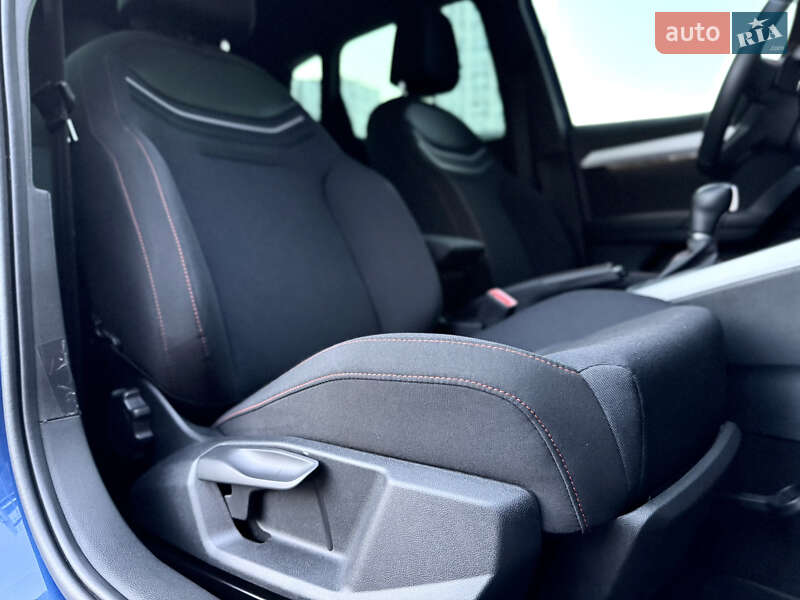 Позашляховик / Кросовер SEAT Arona 2022 в Києві