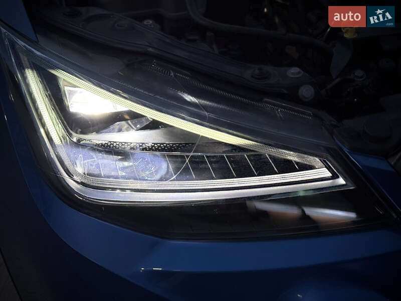 Позашляховик / Кросовер SEAT Arona 2022 в Києві