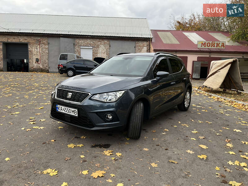 Внедорожник / Кроссовер SEAT Arona 2021 в Киеве