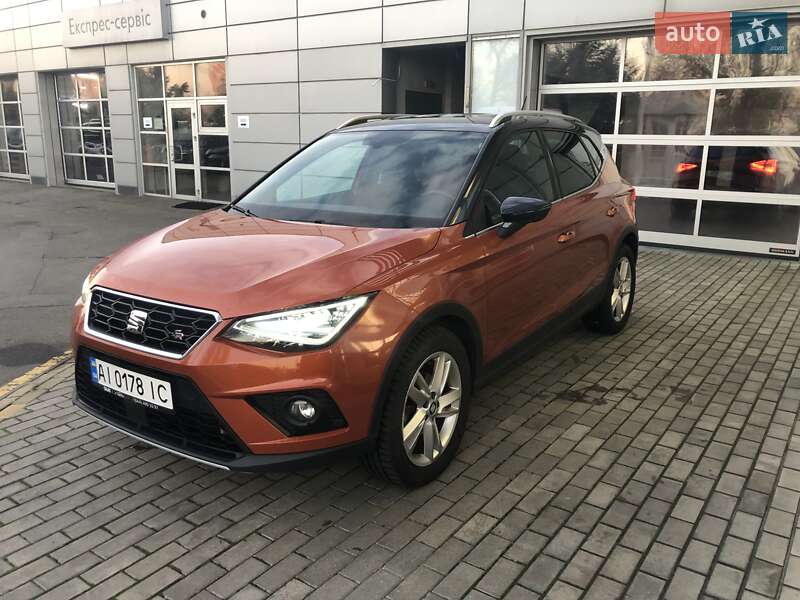 Внедорожник / Кроссовер SEAT Arona 2019 в Киеве