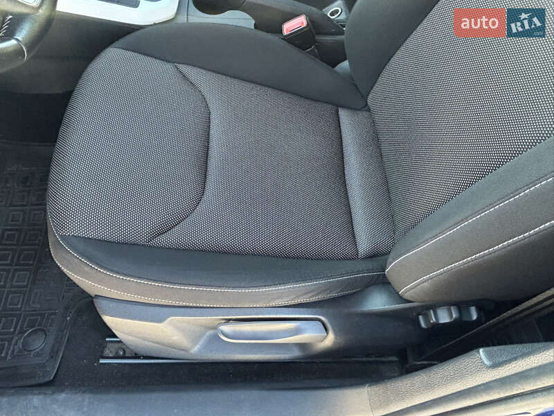 Внедорожник / Кроссовер SEAT Arona 2018 в Киеве фото 15 Внедорожник / Кроссовер SEAT Arona 2018 в Киеве