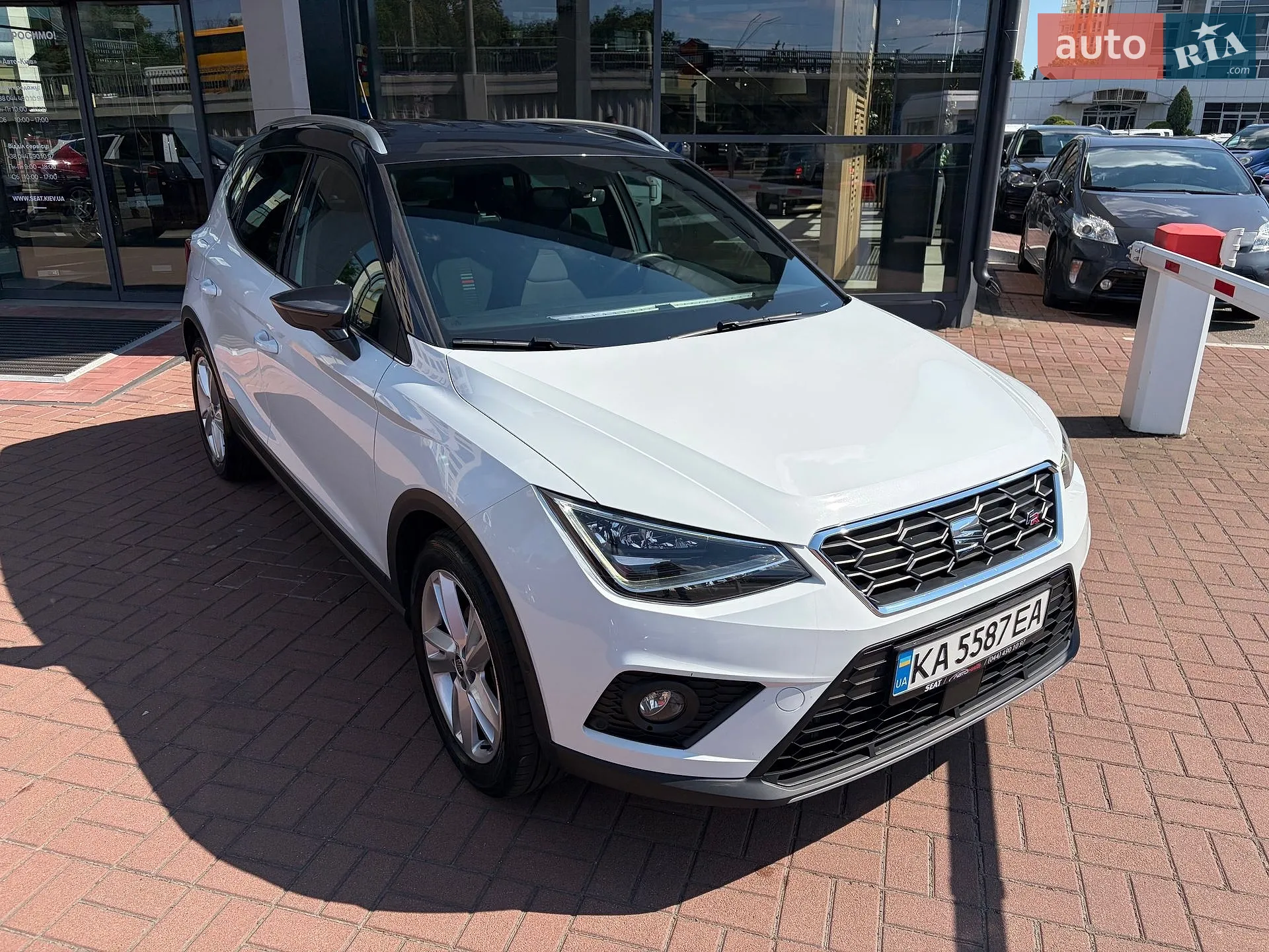 2021 SEAT Arona - мініатюра 2