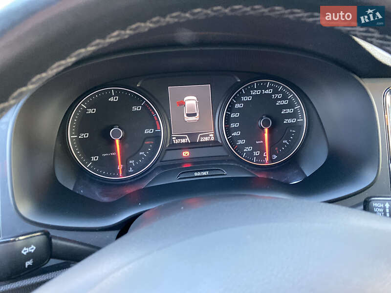 Позашляховик / Кросовер SEAT Ateca 2017 в Тячеві