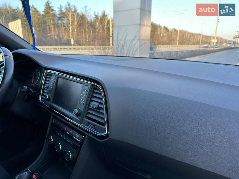Внедорожник / Кроссовер SEAT Ateca 2017 в Киеве