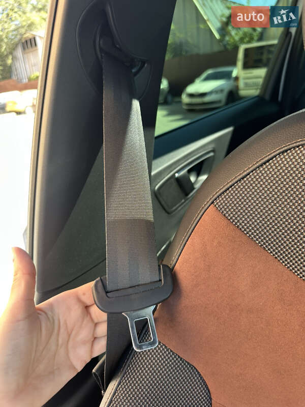 Позашляховик / Кросовер SEAT Ateca 2018 в Дніпрі