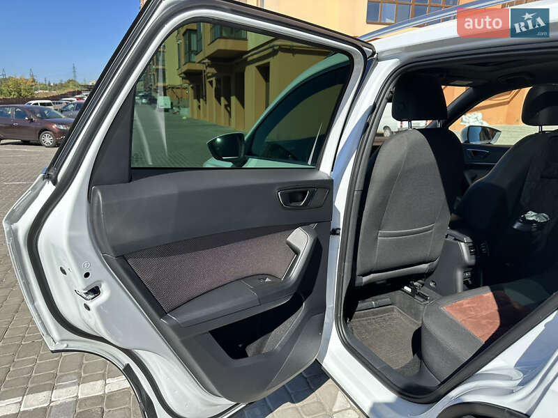 Позашляховик / Кросовер SEAT Ateca 2018 в Дніпрі