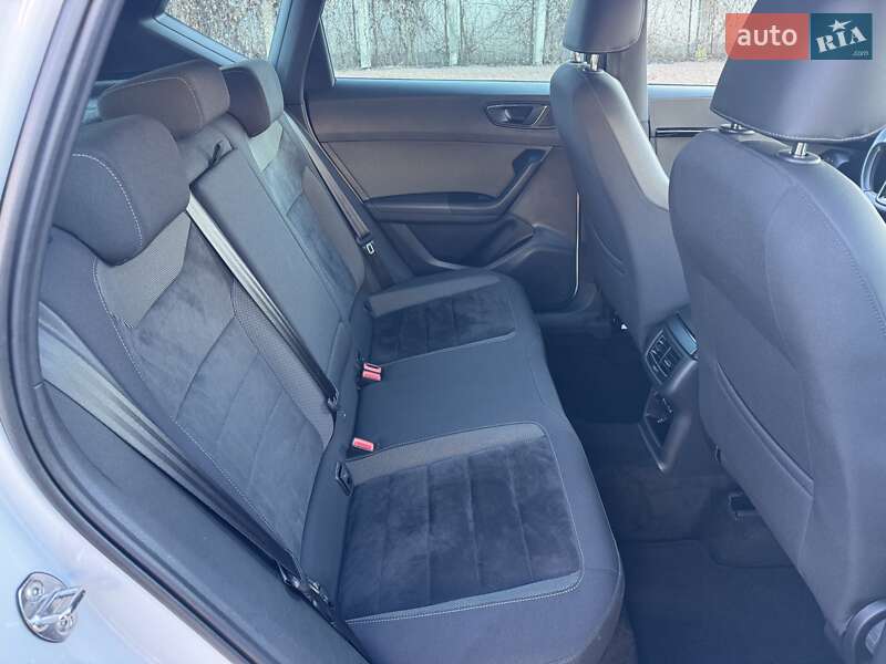 Внедорожник / Кроссовер SEAT Ateca 2017 в Житомире
